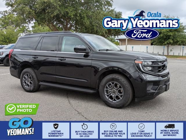 Used 2025 Ford Expedition Active AWD/4WD image 1