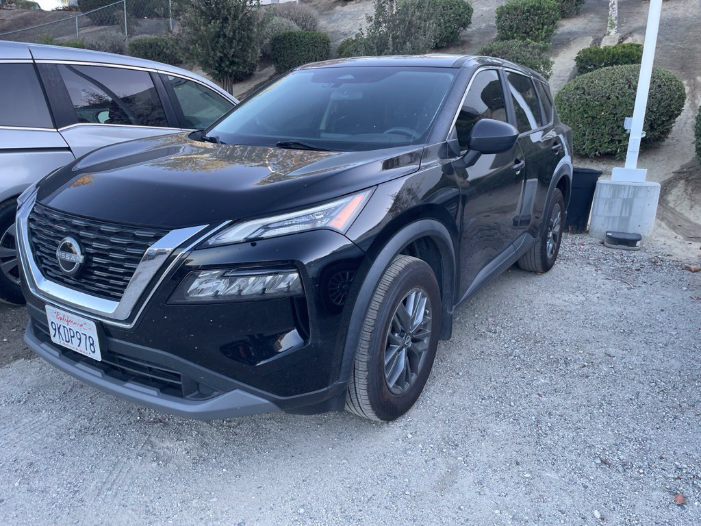 Used 2023 Nissan Rogue S FWD image 4