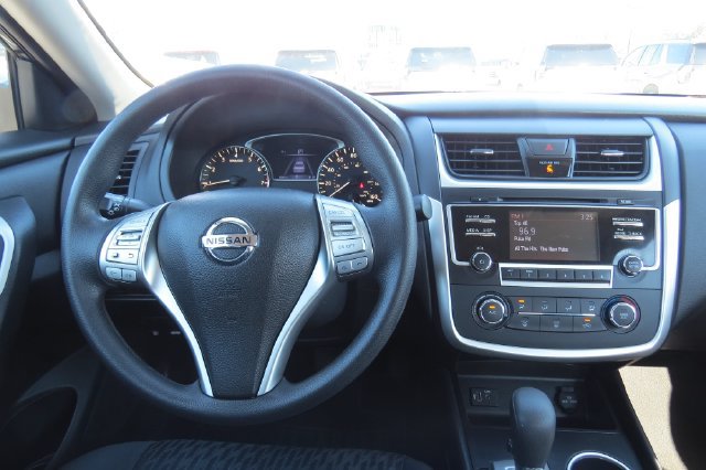Used 2018 Nissan Altima 2.5 S w/ S Convenience Package FWD image 17