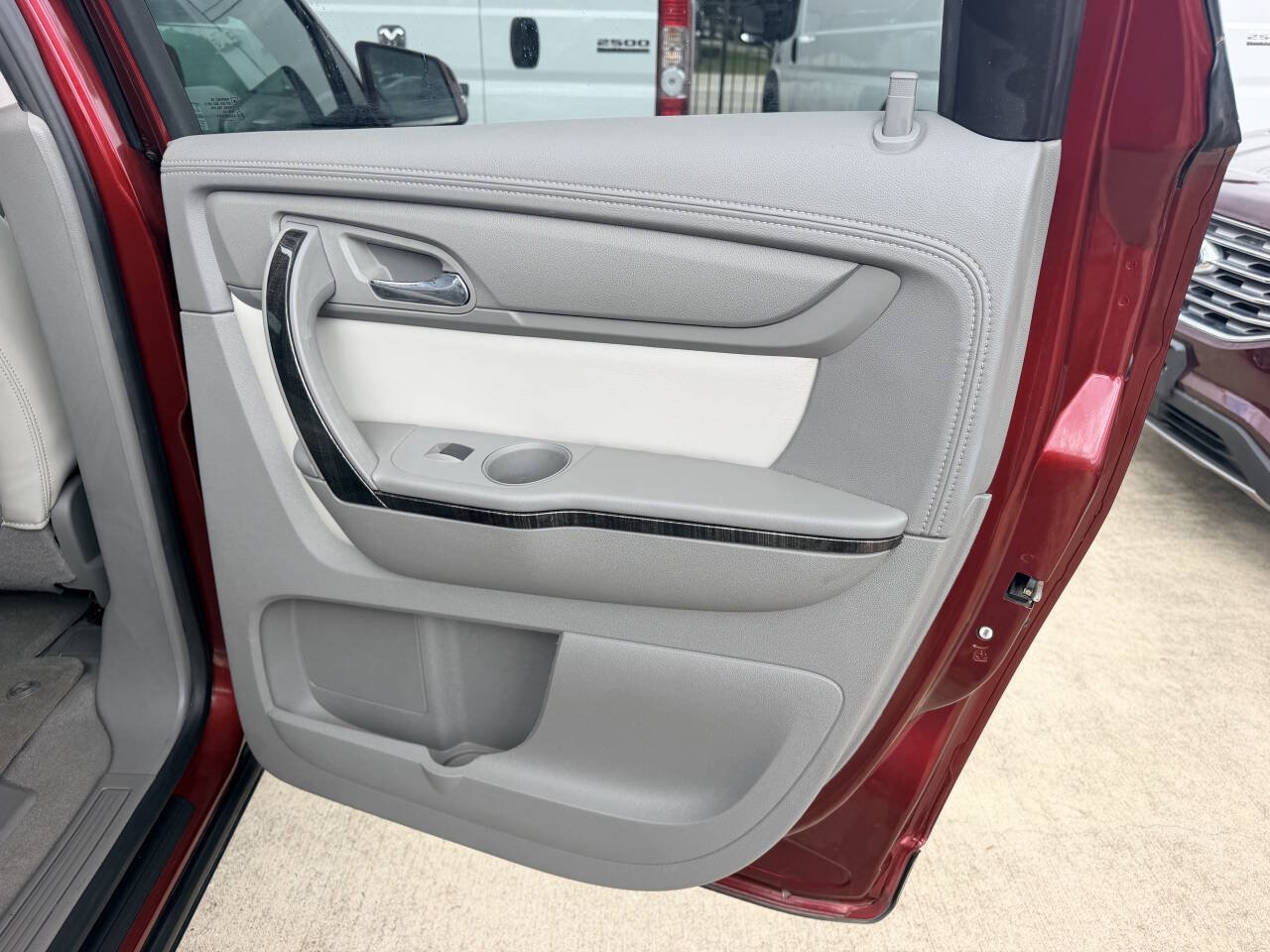 Used 2017 GMC Acadia Limited SLT FWD image 19
