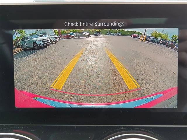 Used 2021 Mercedes-Benz GLB 250 4MATIC image 10