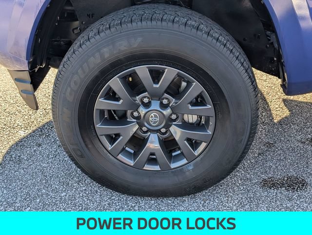 Used 2023 Toyota Tacoma SR5 w/ Technology Package AWD/4WD image 11
