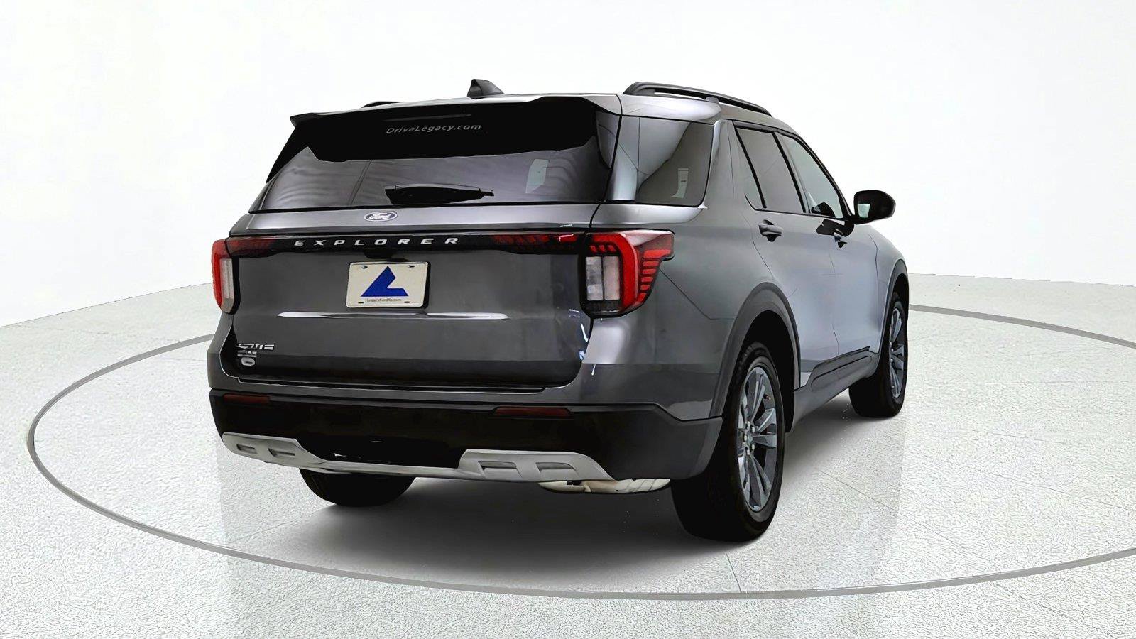New 2027 Ford Explorer Active w/ Active Comfort Package AWD/4WD image 6