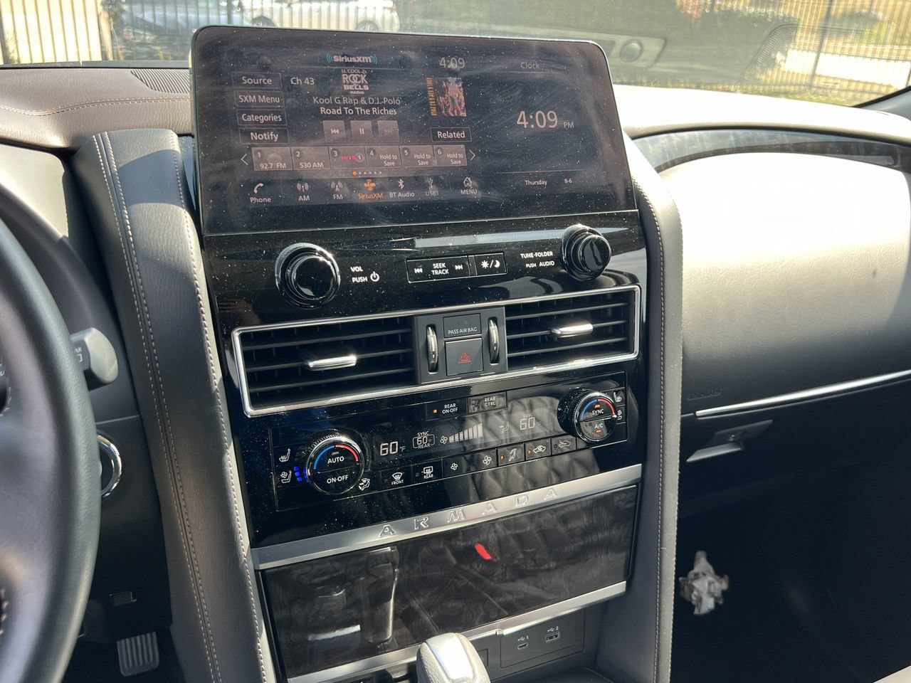 Used 2024 Nissan Armada Platinum w/ Cargo Package RWD image 9