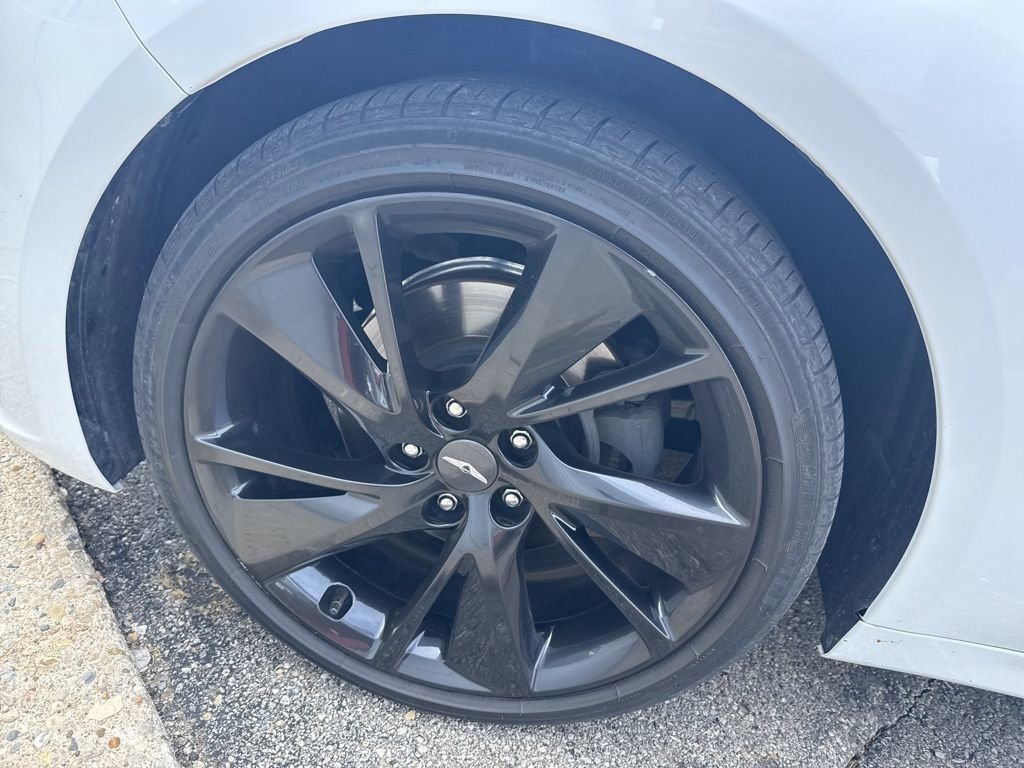 Used 2023 Genesis G70 2.0T w/ Sport Prestige Package AWD/4WD image 14