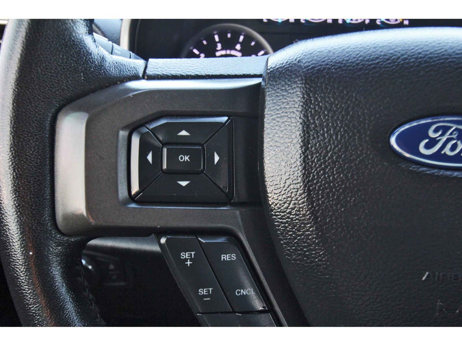 Used 2019 Ford Expedition Max XLT image 19