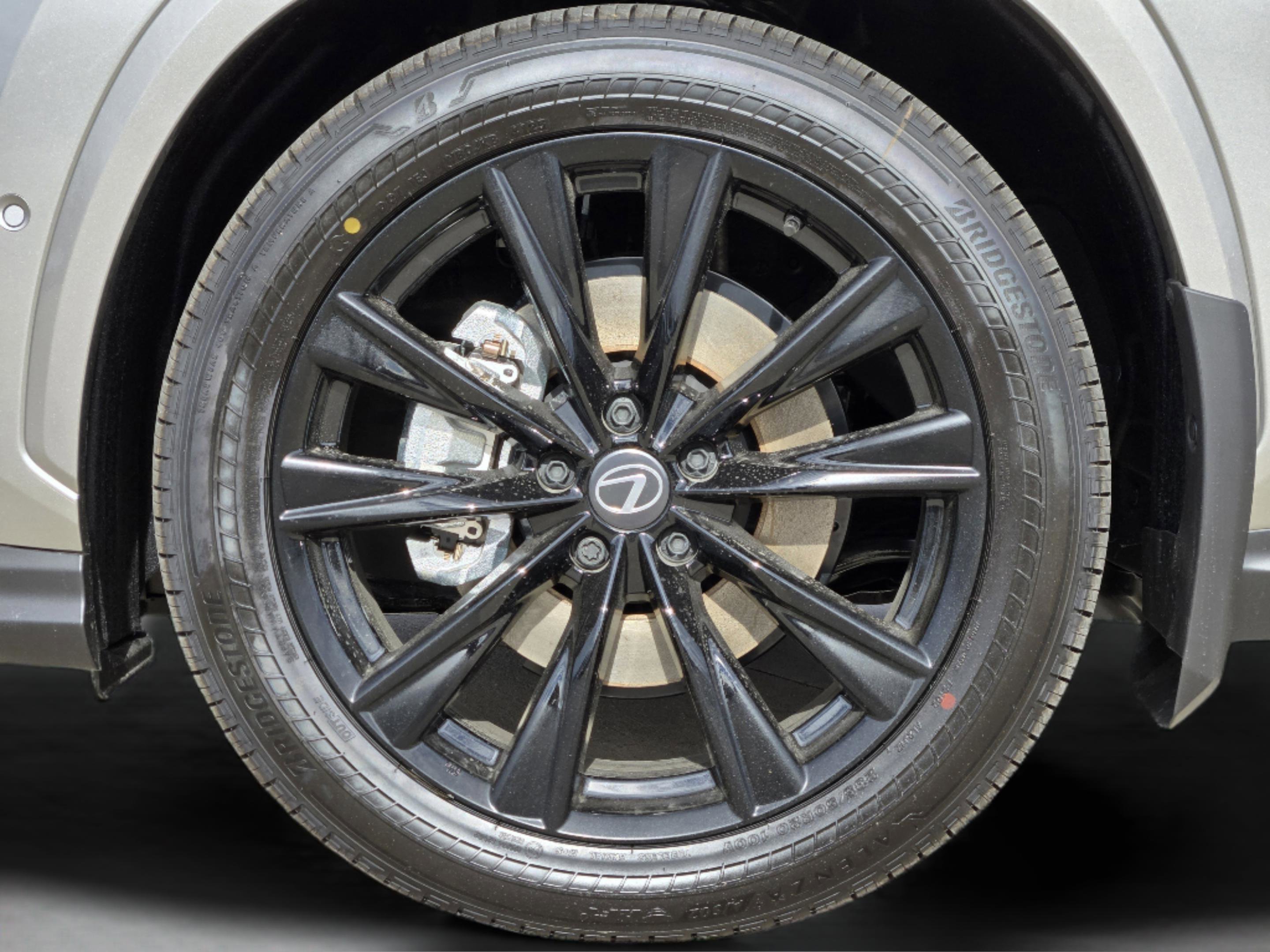New 2026 Lexus NX 450h+ F Sport AWD/4WD image 21