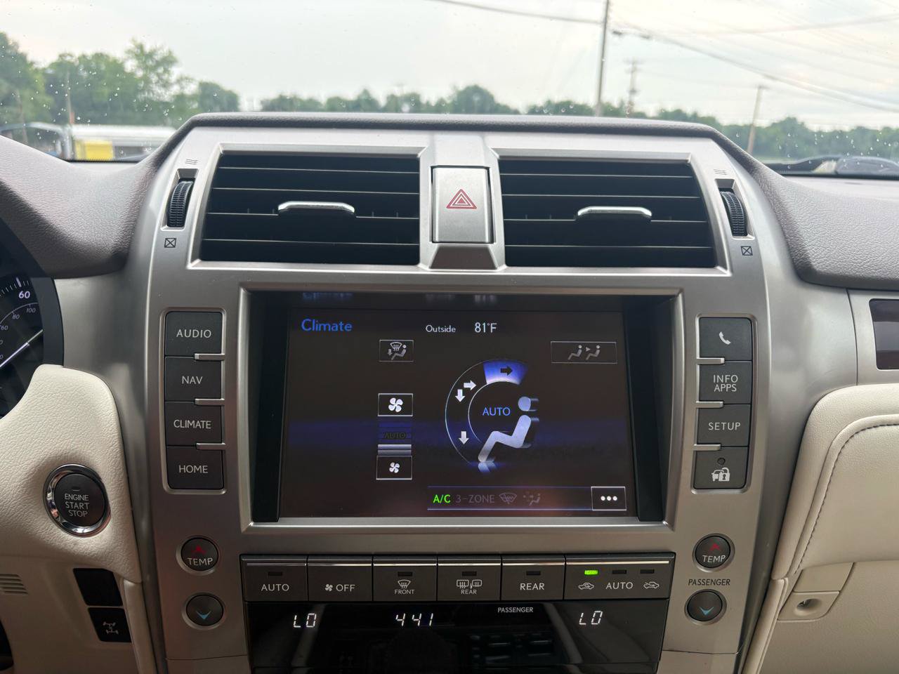 Used 2017 Lexus GX 460 Premium w/ Premium Package AWD/4WD image 17