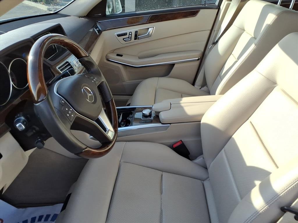 Used 2014 Mercedes-Benz E 350 4MATIC Sedan image 14