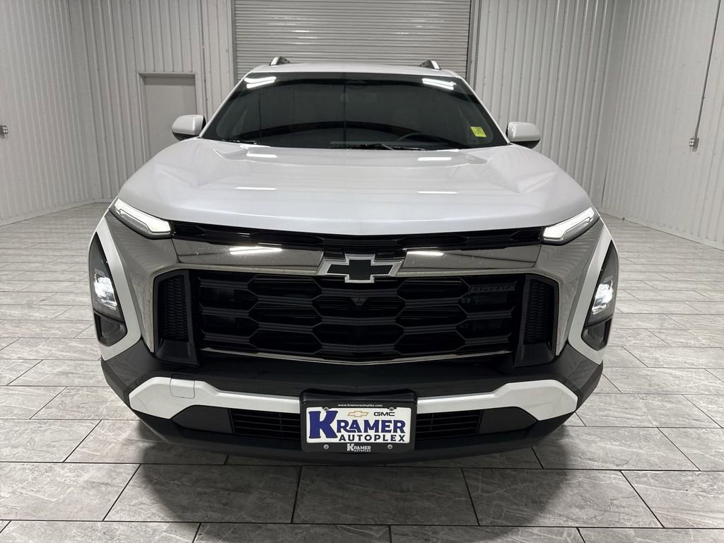 Used 2025 Chevrolet Equinox ACTIV image 32