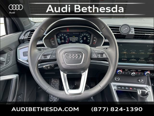 Certified 2025 Audi Q3 2.0T Premium Plus w/ Premium Plus Package image 17