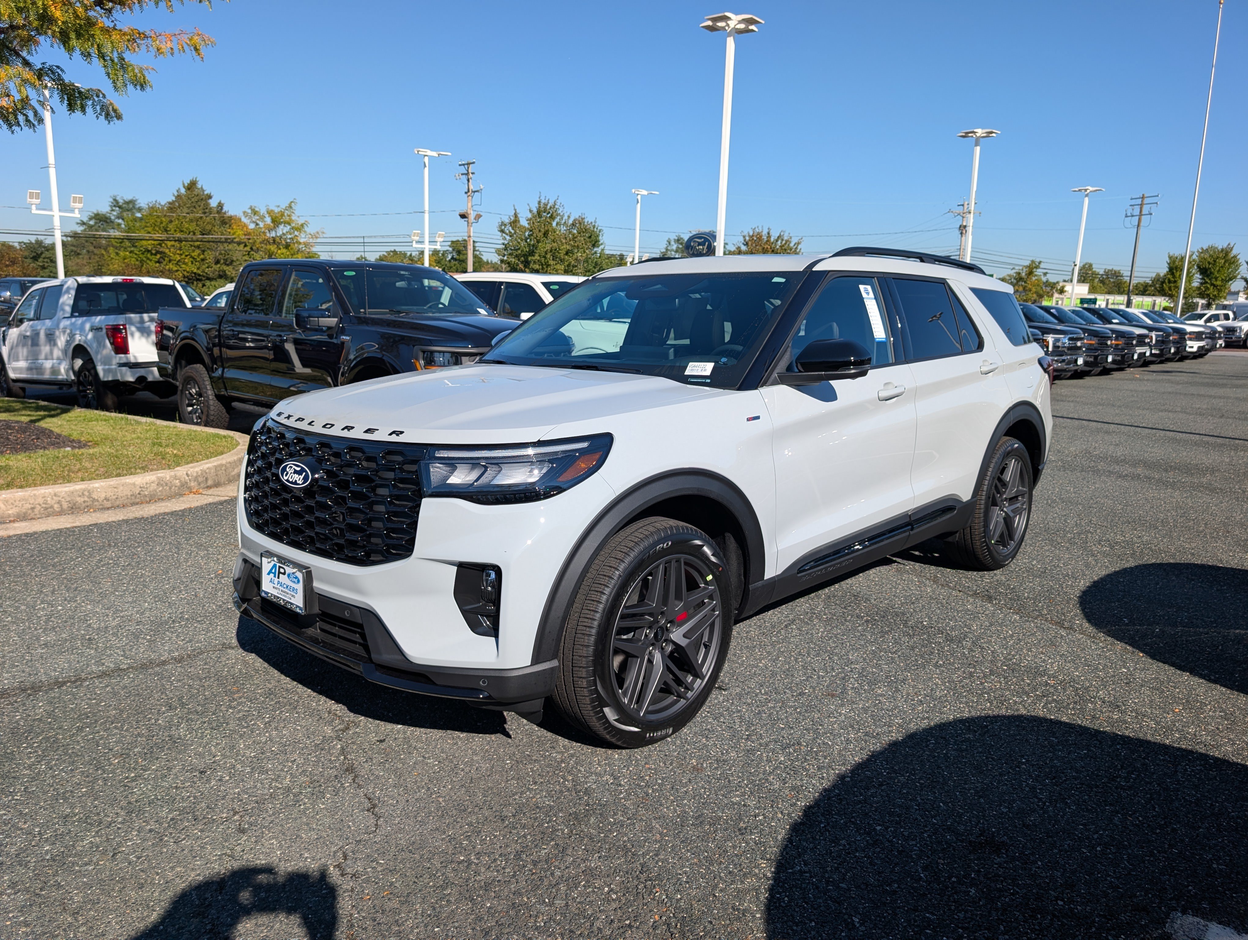 New 2027 Ford Explorer ST-Line w/ Premium Package AWD/4WD image 4