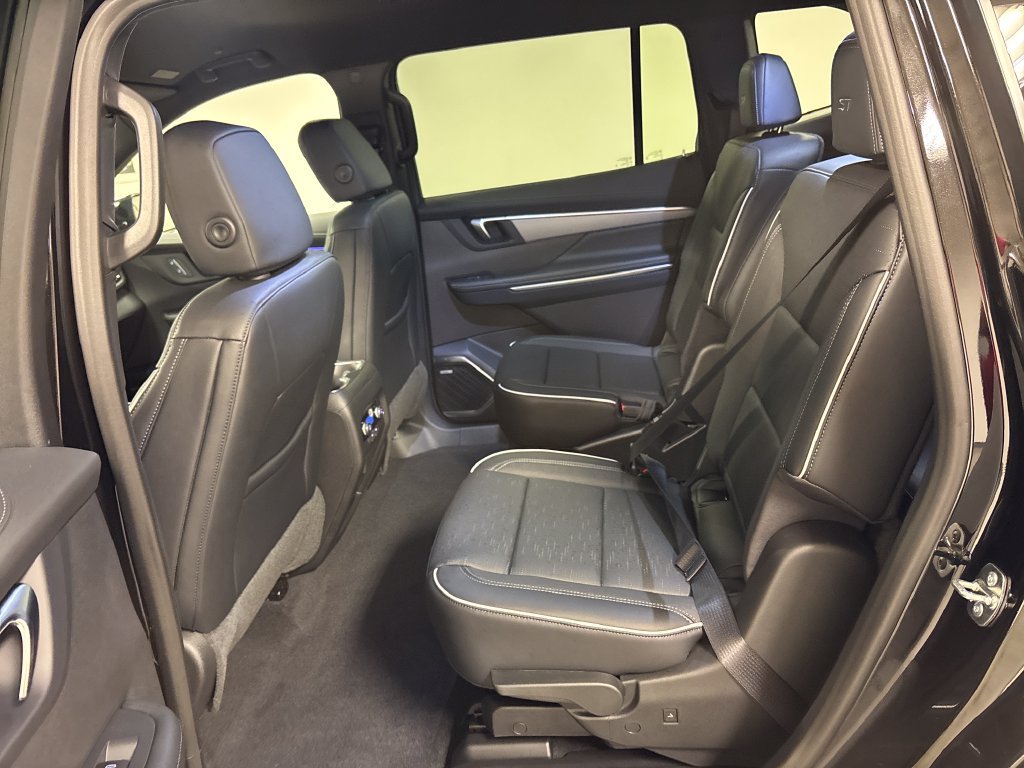 New 2026 Buick Enclave Sport Touring w/ Power Package FWD image 35