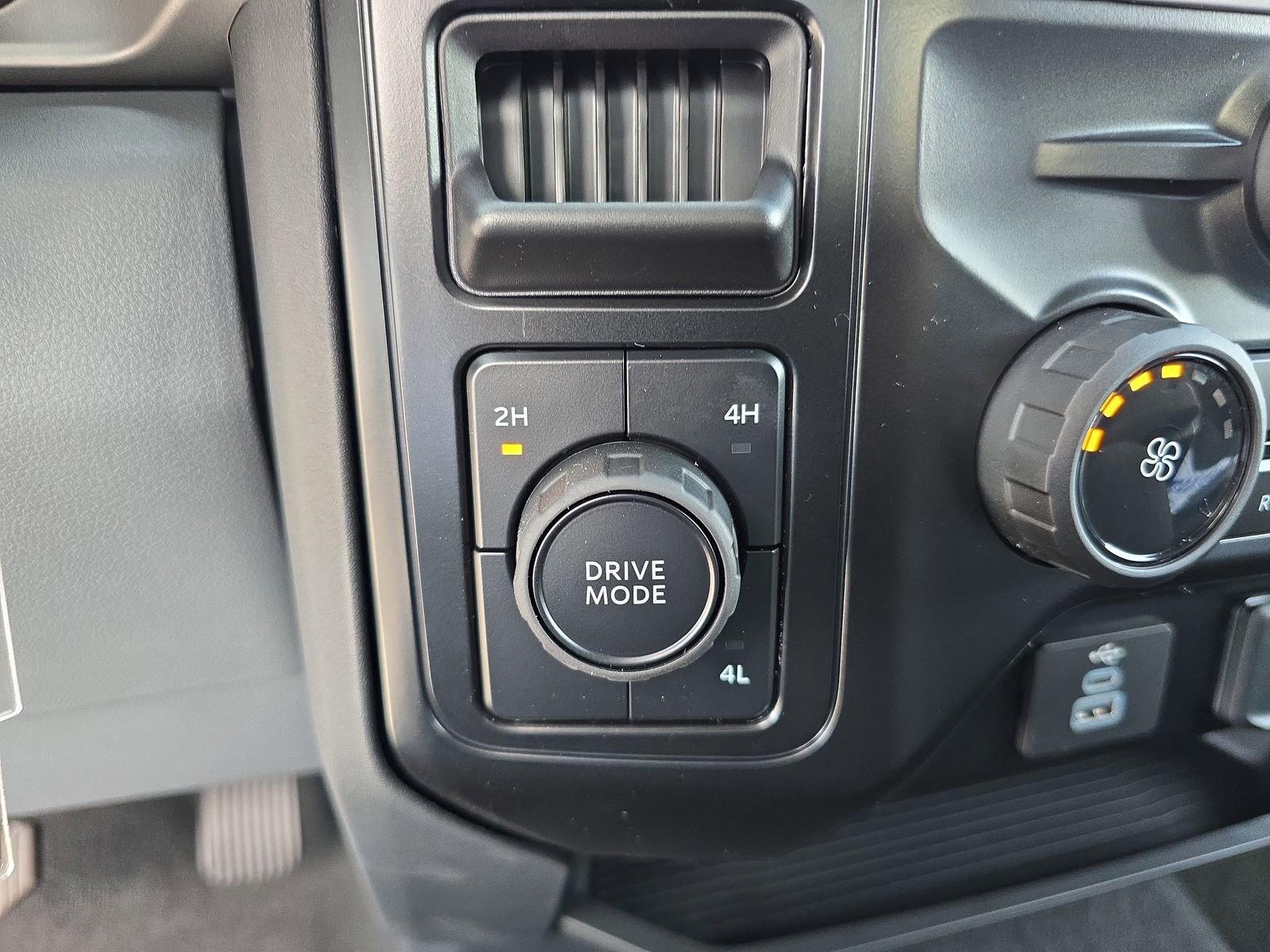 New 2026 Ford F250 XL w/ STX Appearance Package image 18