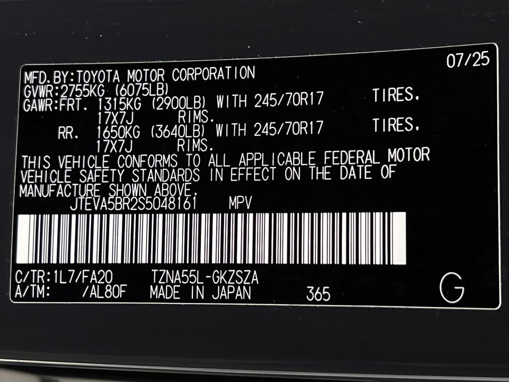 Used 2025 Toyota 4Runner SR5 AWD/4WD image 23