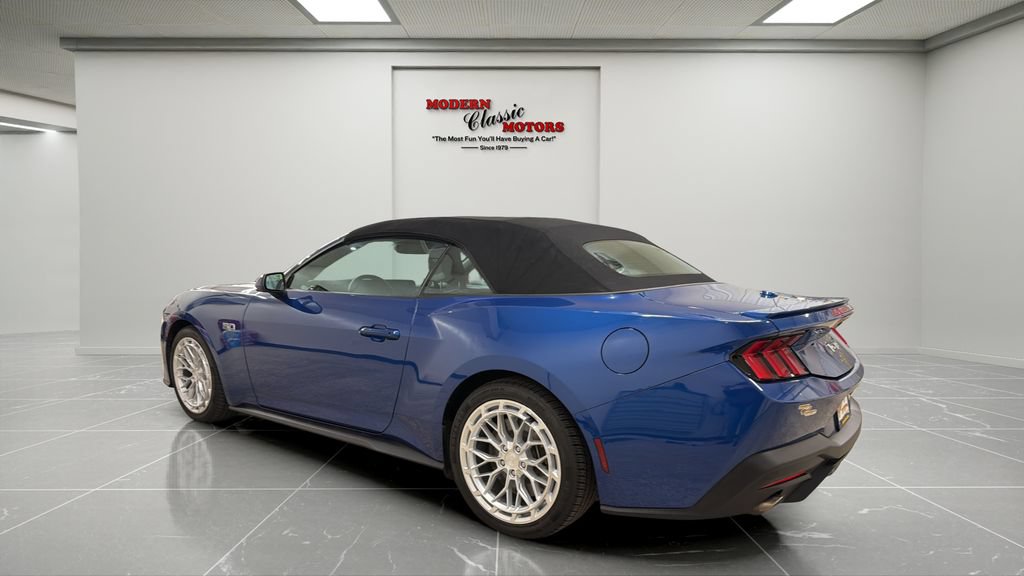 Used 2024 Ford Mustang GT Premium RWD image 5