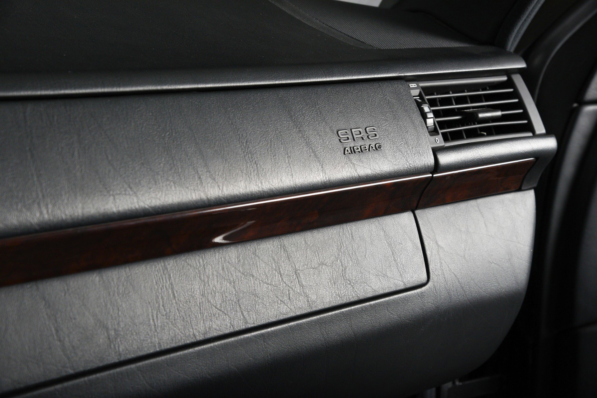 Used 1994 Mercedes-Benz E 500 Sedan image 21