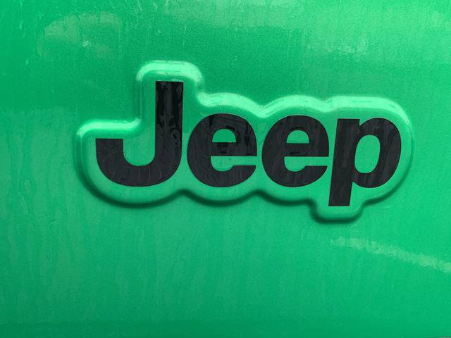 Used 2004 Jeep Wrangler X w/ Wheel Plus Group image 15