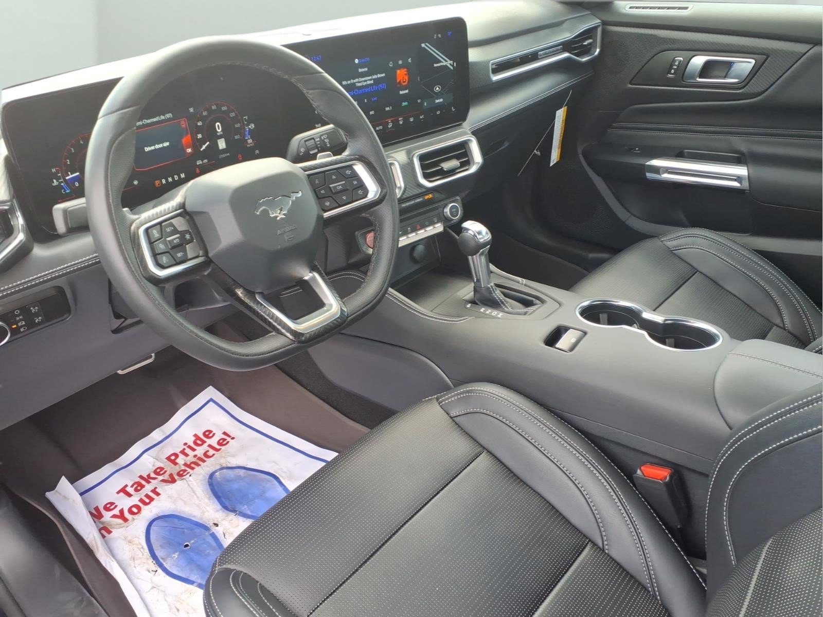Used 2025 Ford Mustang GT Premium RWD image 9