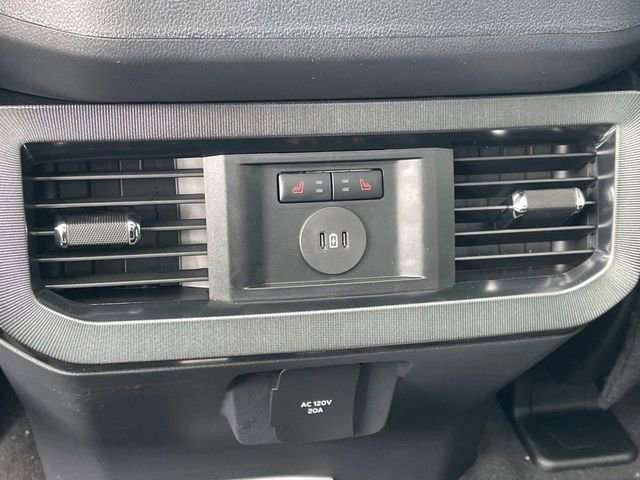 New 2026 Ford F250 Platinum w/ Tremor Off-Road Package image 16