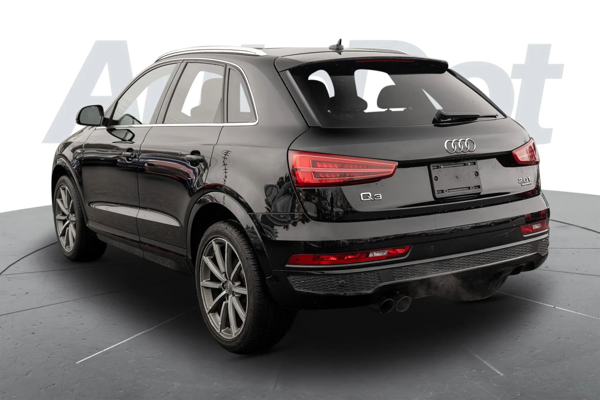 Used 2018 Audi Q3 2.0T Premium Plus w/ Premium Plus Package image 2