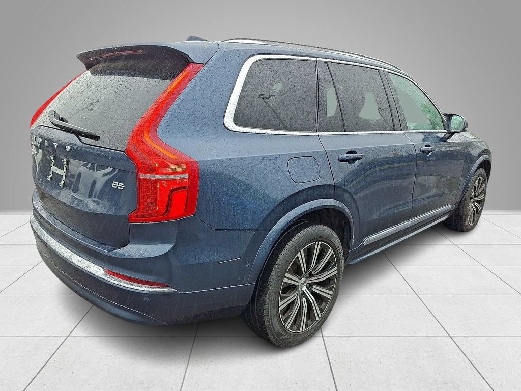 Used 2023 Volvo XC90 B5 Plus w/ Protection Package AWD/4WD image 6