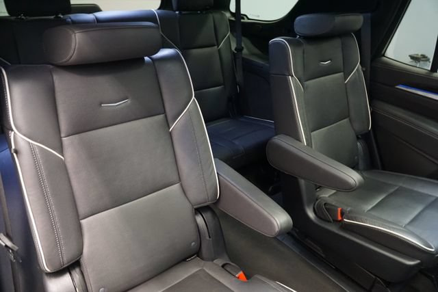 Certified 2025 Cadillac Escalade Premium Luxury AWD/4WD image 20