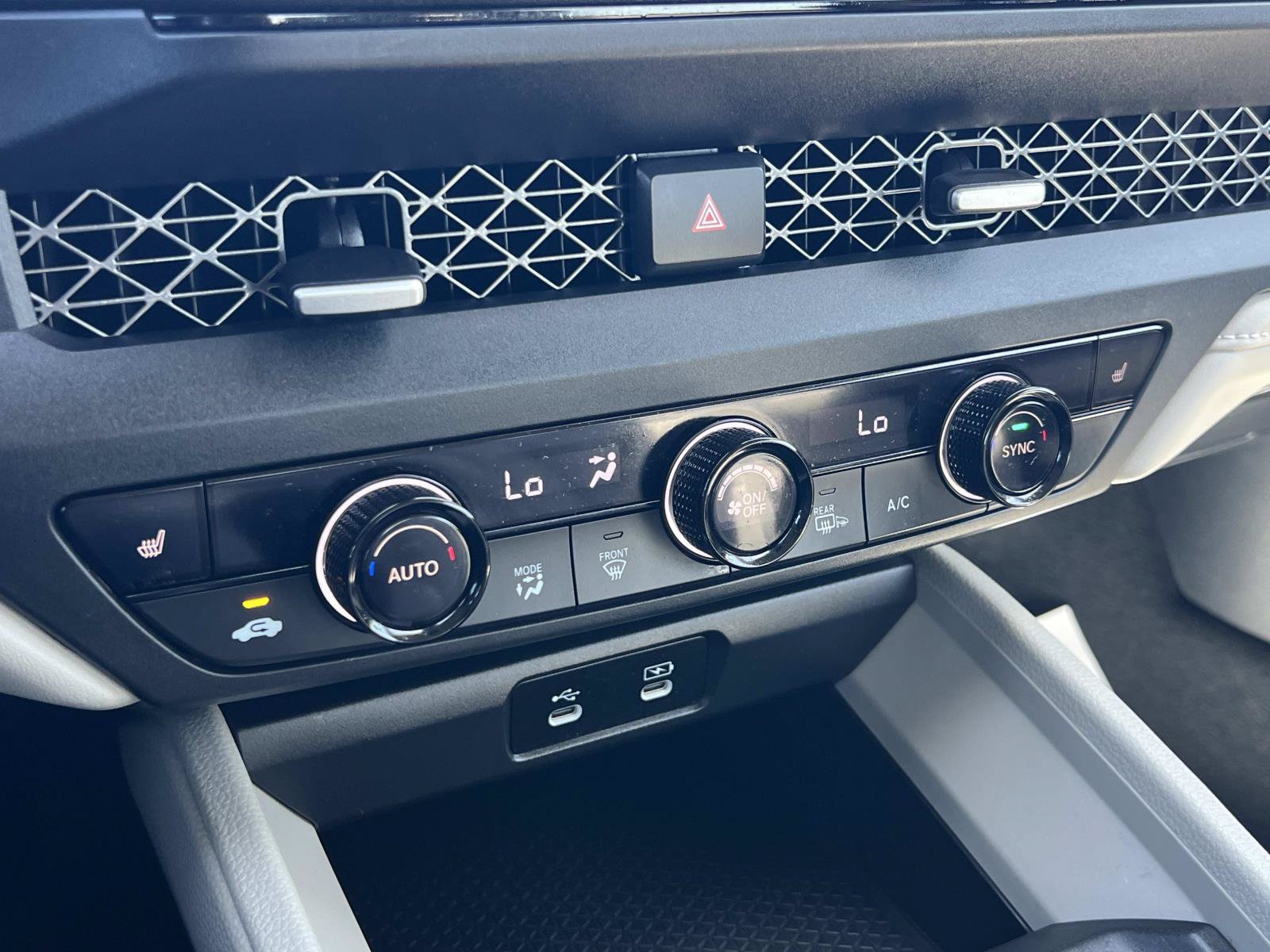 Certified 2023 Honda Accord EX image 13