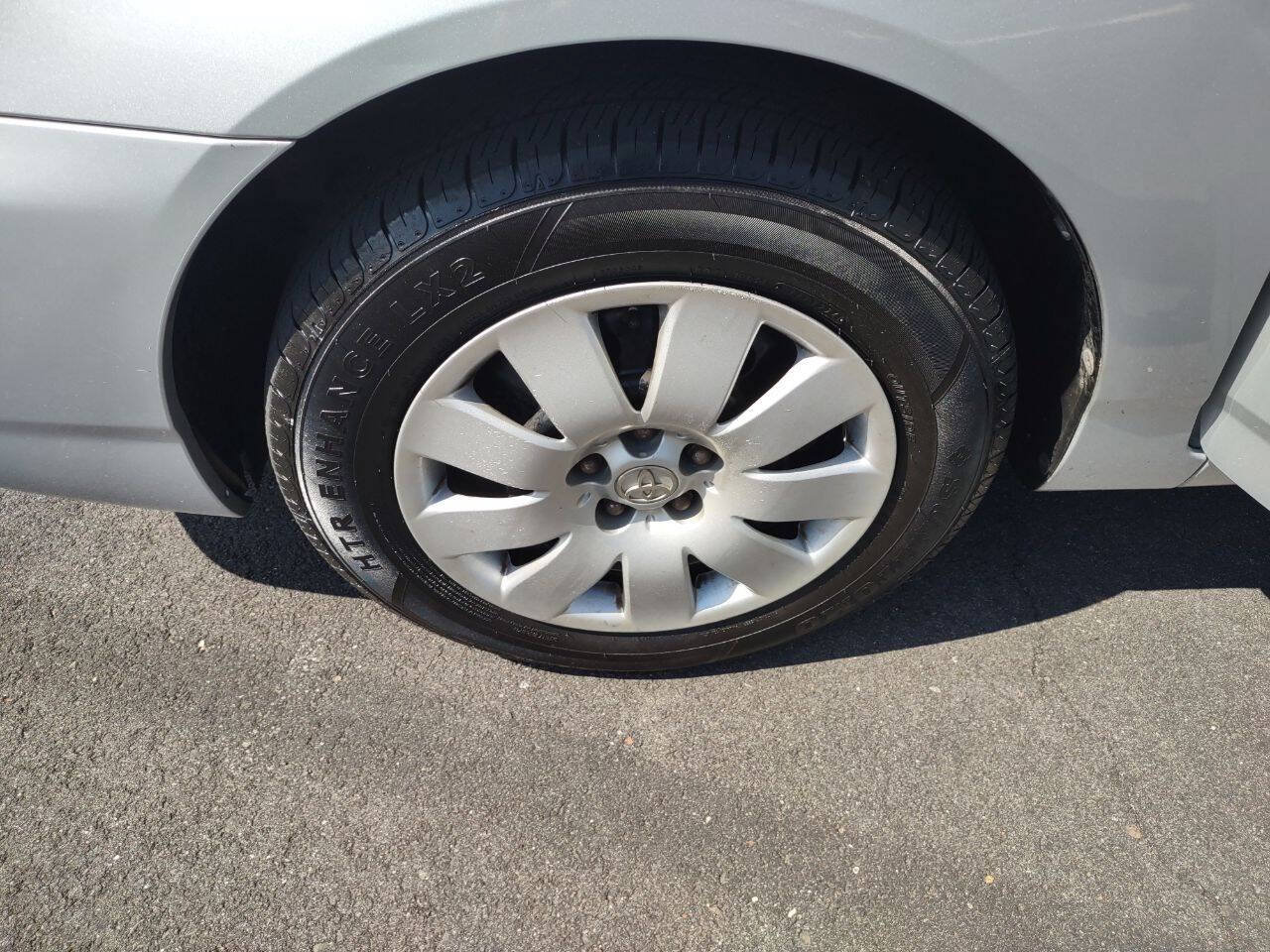 Used 2008 Toyota Corolla LE FWD image 25