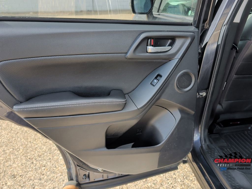 Used 2014 Subaru Forester 2.0XT Touring image 10