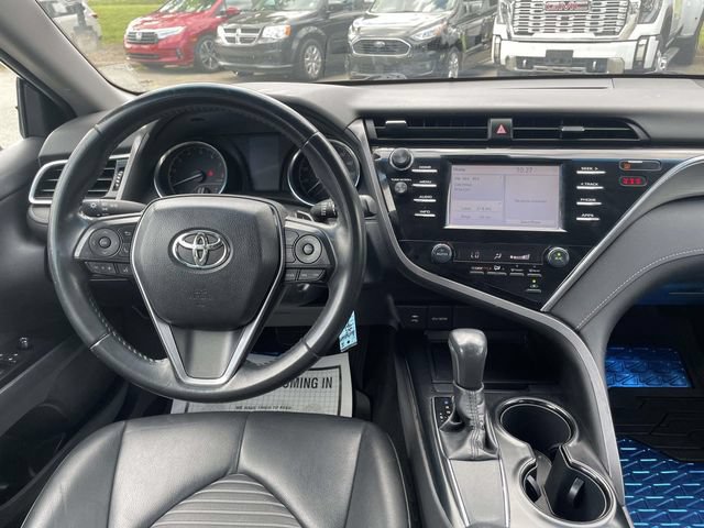 Used 2018 Toyota Camry SE FWD image 13