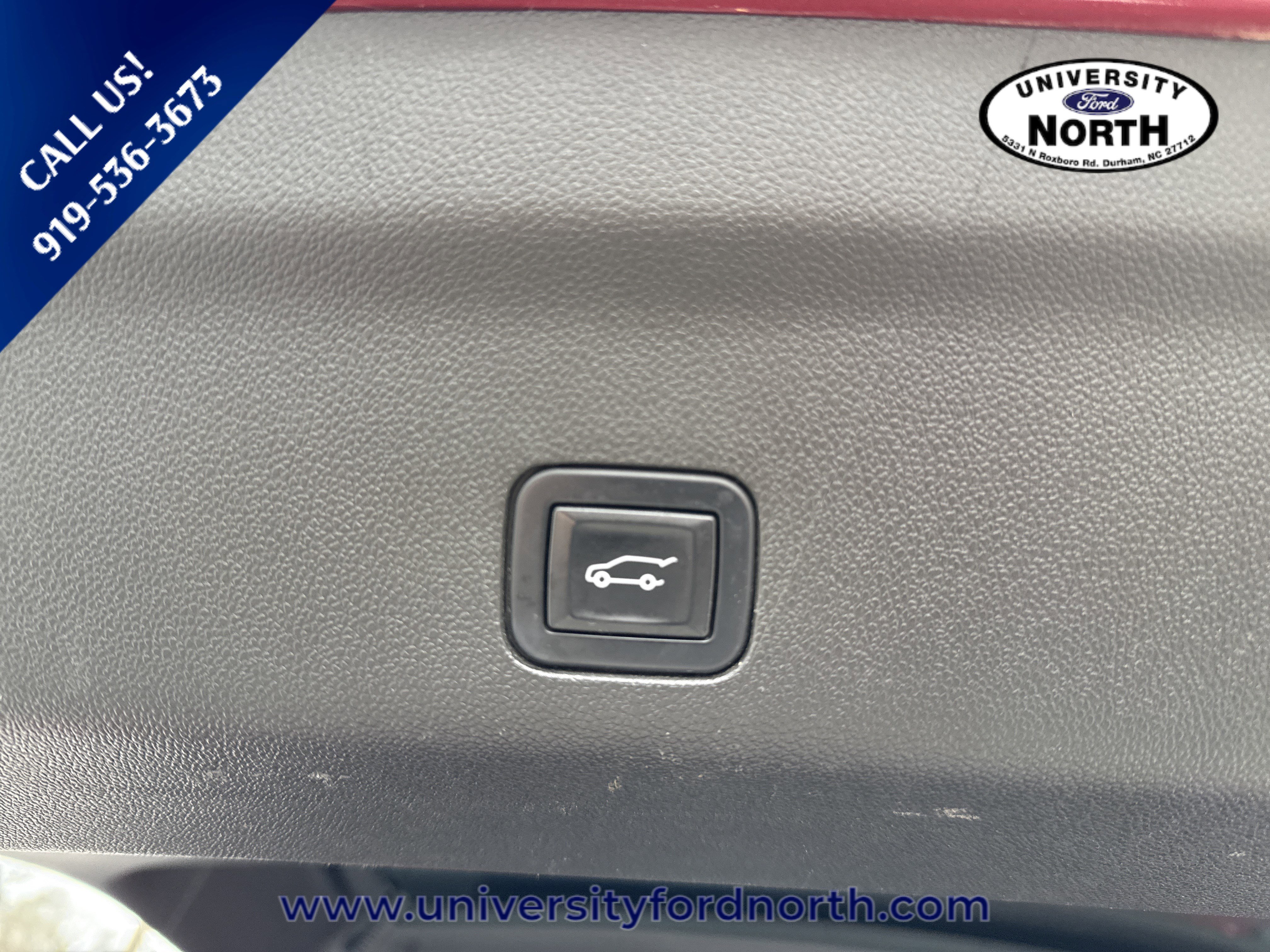 Used 2023 GMC Yukon Denali Ultimate image 48