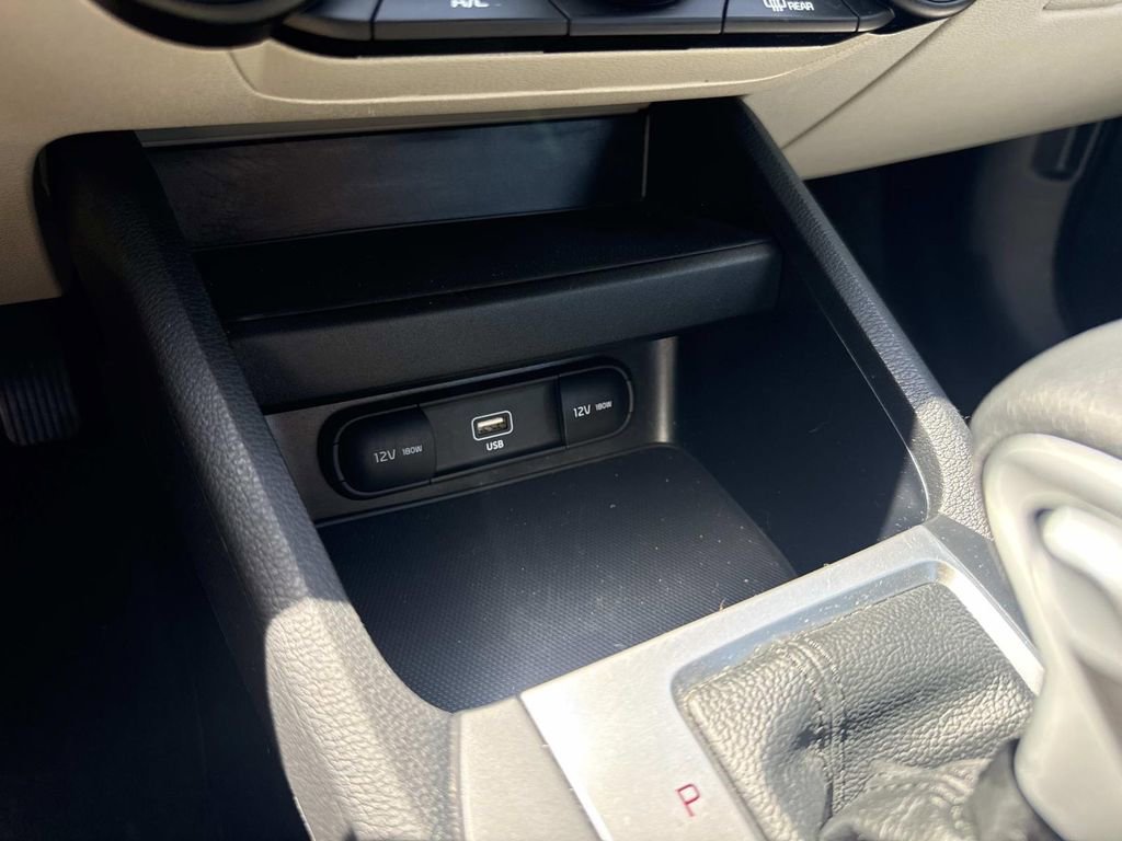 Used 2022 Kia Forte LXS FWD image 31