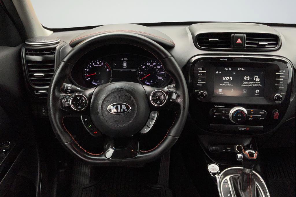 Used 2017 Kia Soul ! FWD image 13