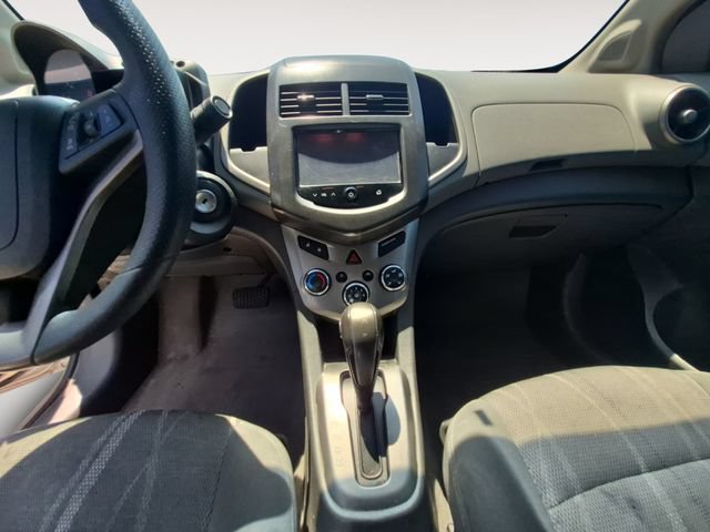 Used 2014 Chevrolet Sonic LT FWD image 11
