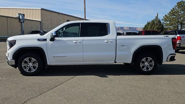 Used 2023 GMC Sierra 1500 SLE w/ X31 Off-Road Package image 5