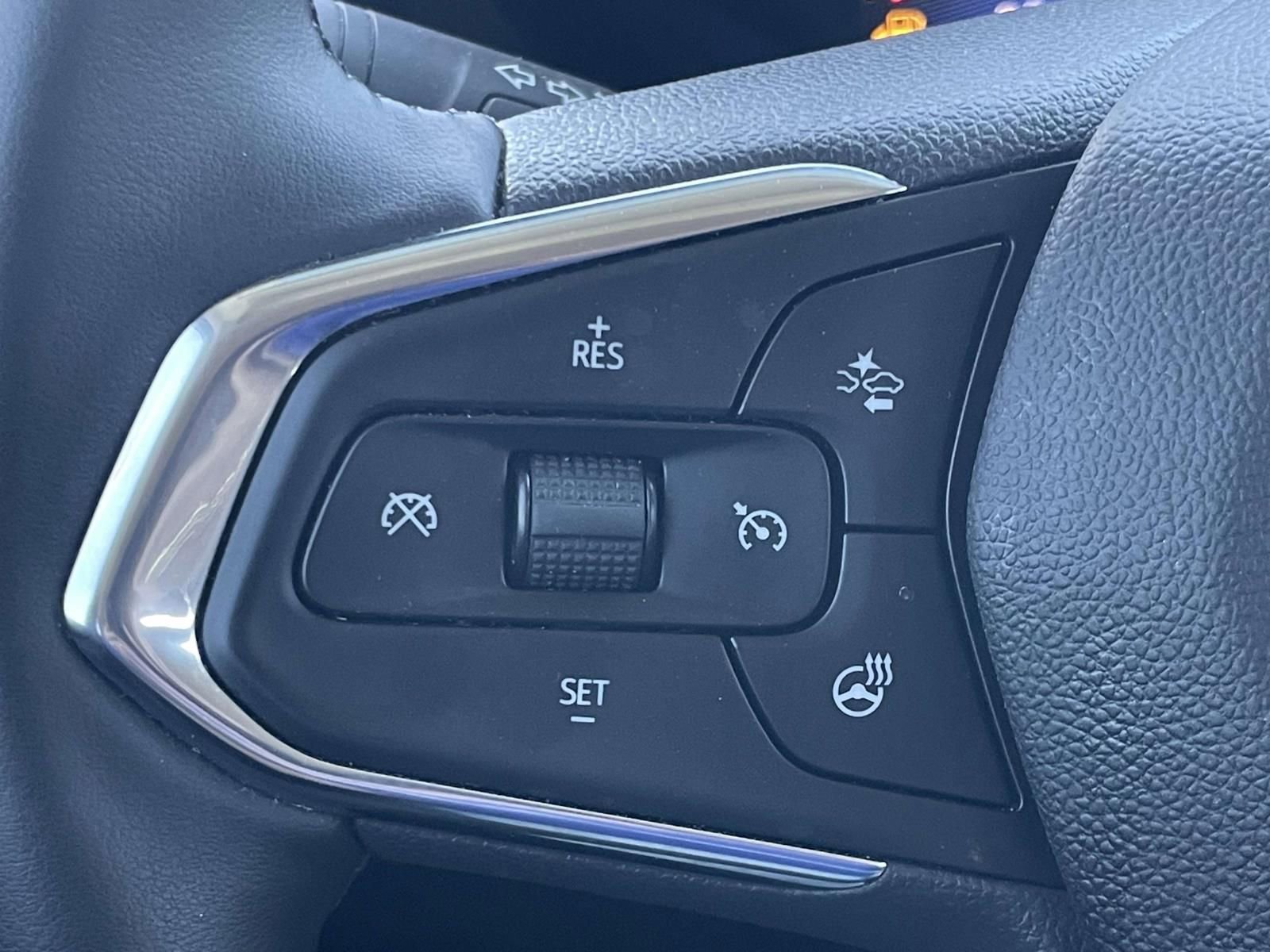 Used 2025 Chevrolet TrailBlazer LT w/ Convenience Package image 24