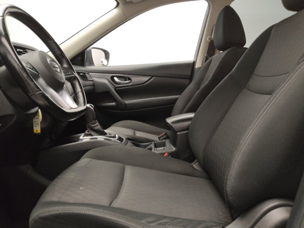 Used 2020 Nissan Rogue S w/ Special Edition Package AWD/4WD image 17