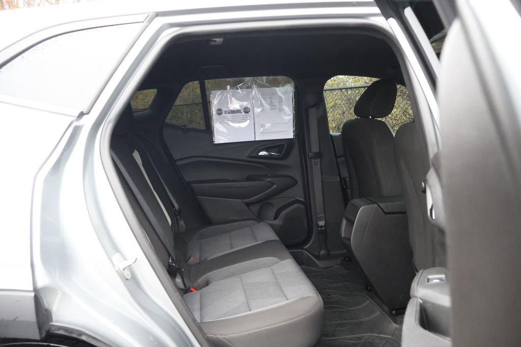 Used 2024 Chevrolet Trax RS image 45