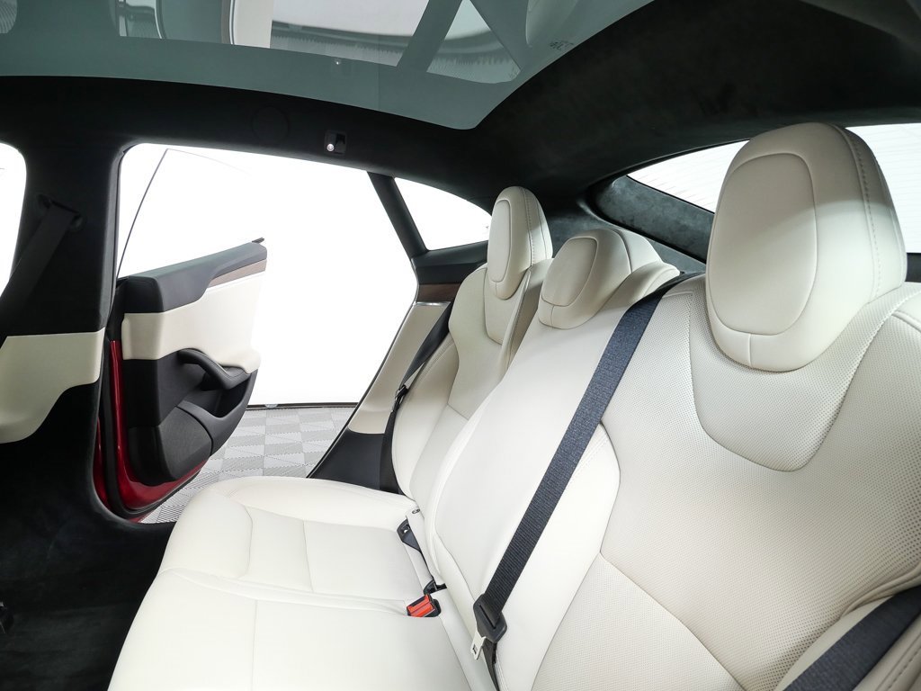 Used 2023 Tesla Model S Standard Range image 19