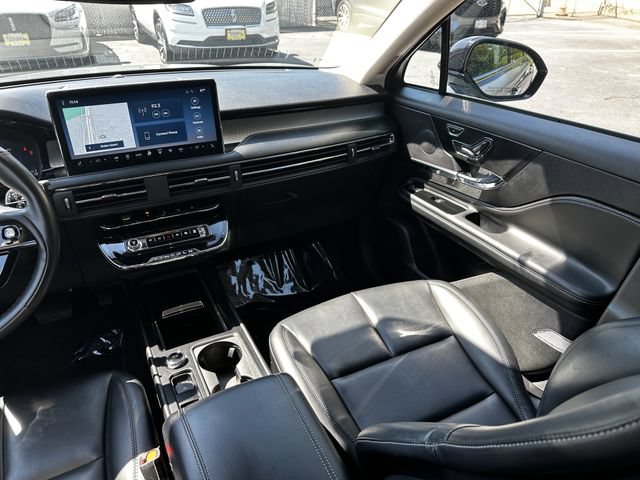 Certified 2023 Lincoln Corsair AWD image 17