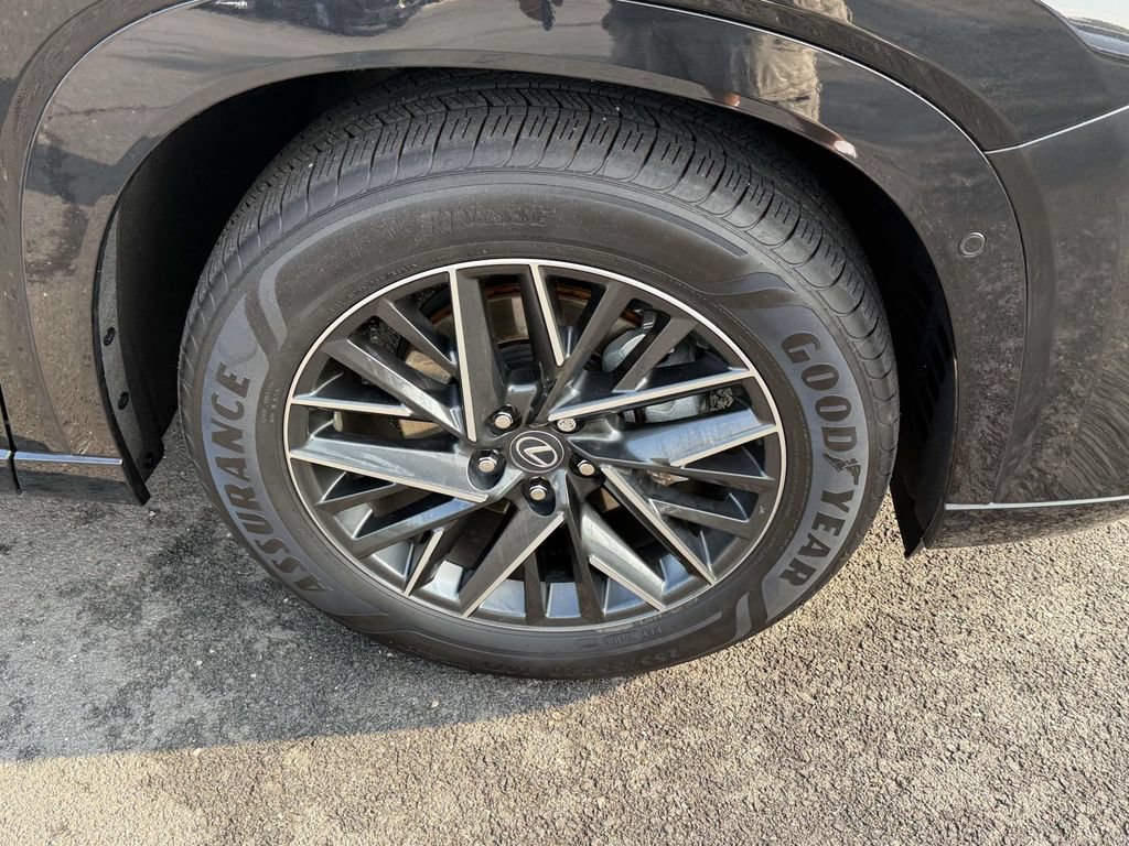 Used 2025 Lexus TX 350 AWD w/ Technology Package image 7