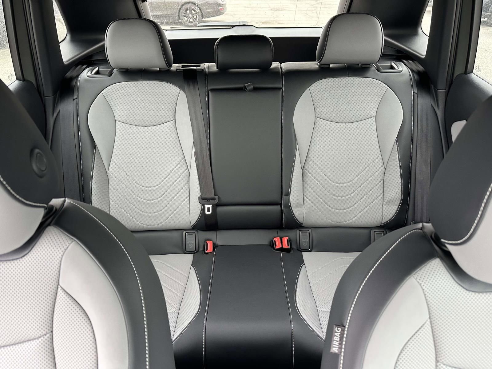 New 2026 Volkswagen Tiguan SE R-Line image 14