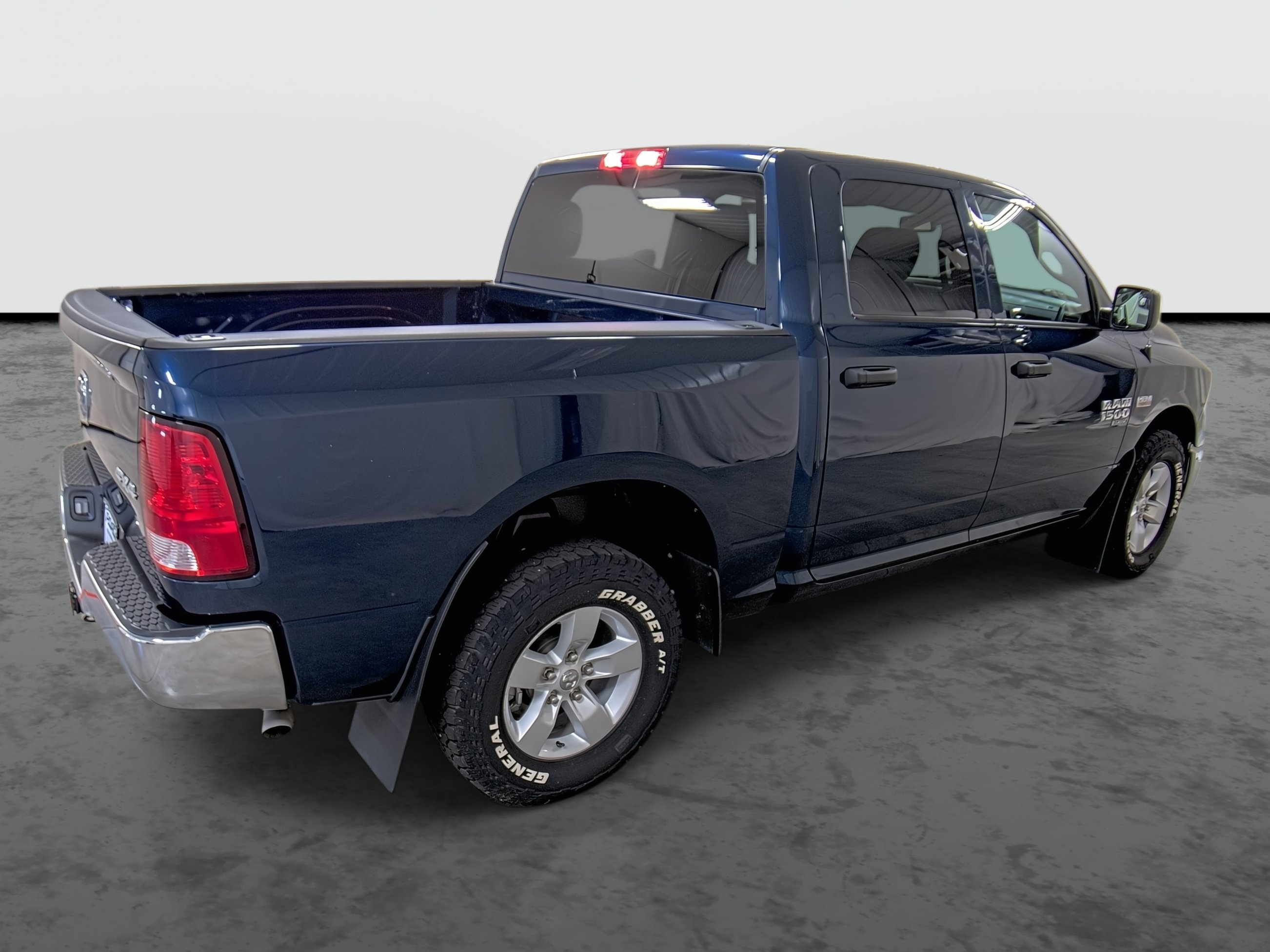 Used 2021 RAM 1500 Tradesman w/ Chrome Plus Package AWD/4WD image 4