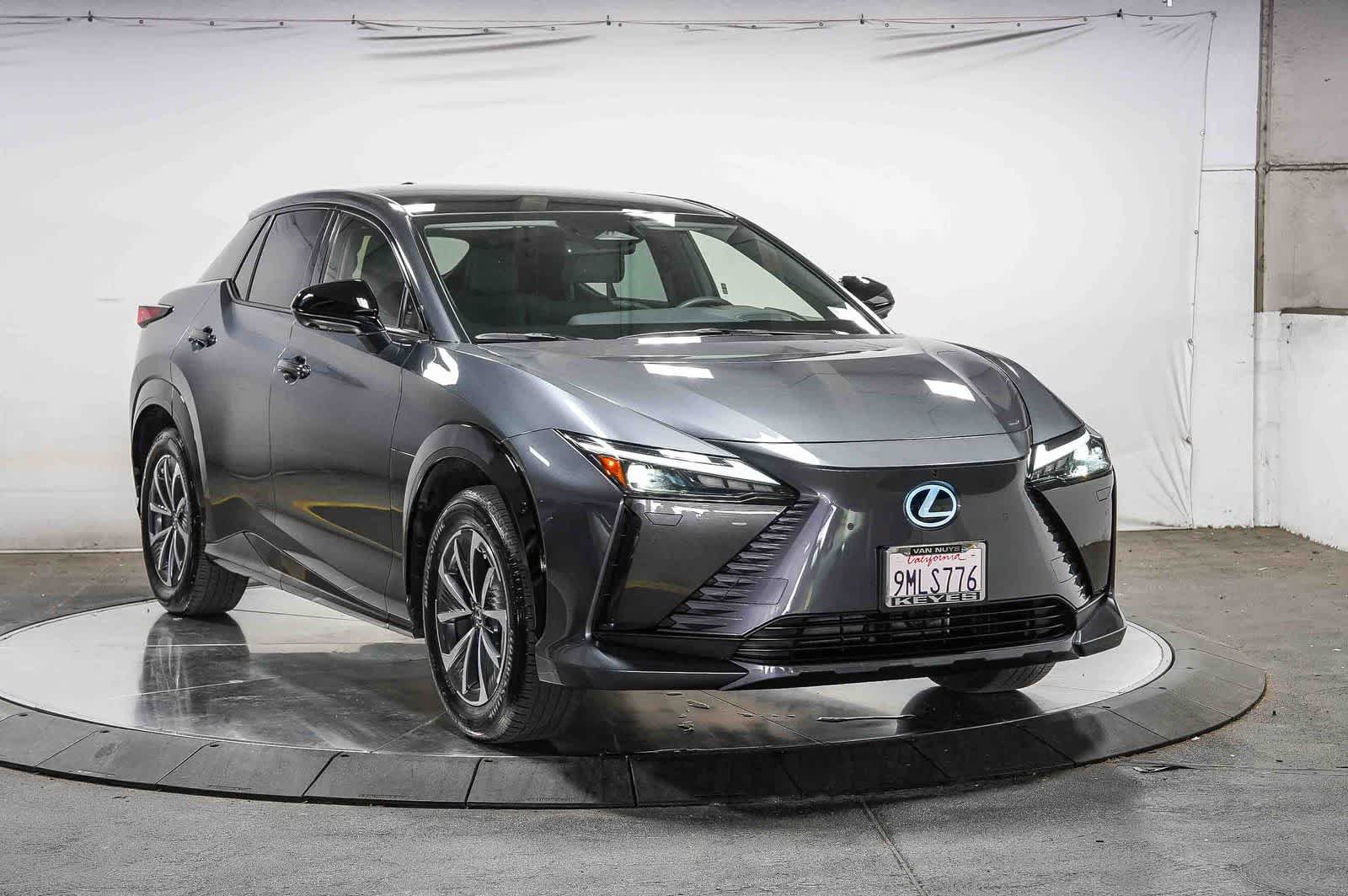 Used 2024 Lexus RZ 300e Premium FWD image 5