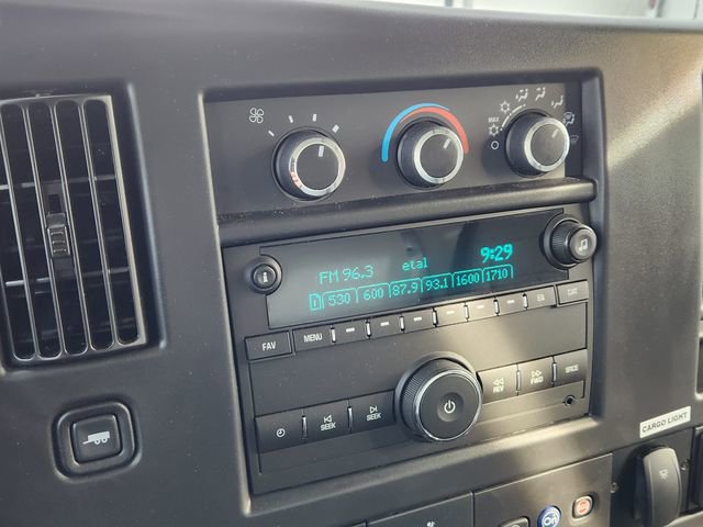 New 2025 Chevrolet Express 4500 w/ Power Convenience Package image 31