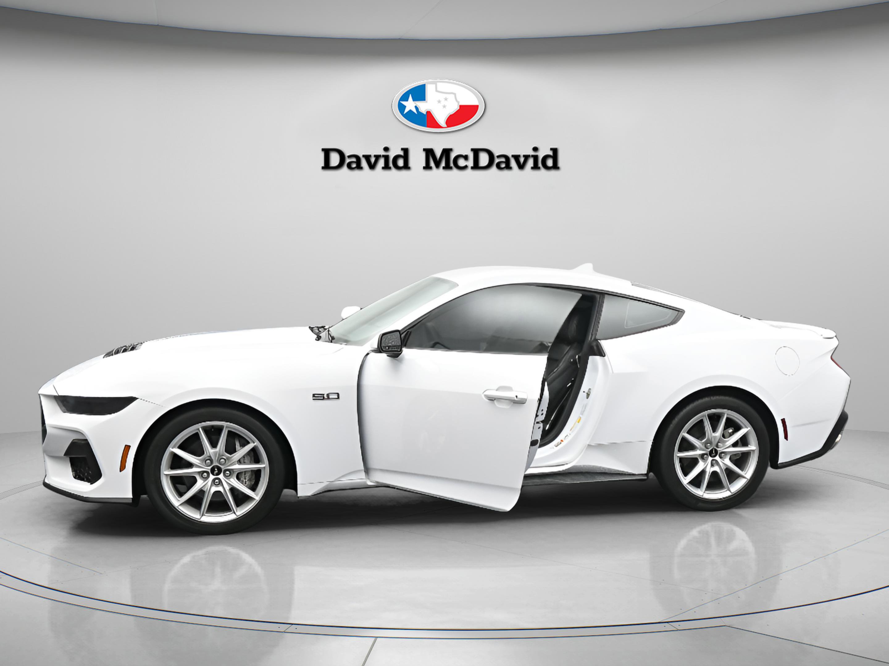 Used 2025 Ford Mustang GT Premium RWD image 41