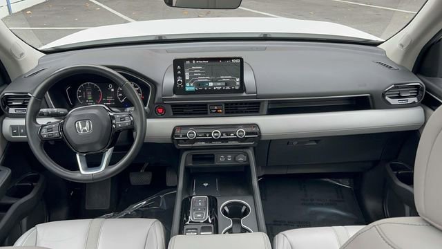 Used 2023 Honda Pilot Touring image 40