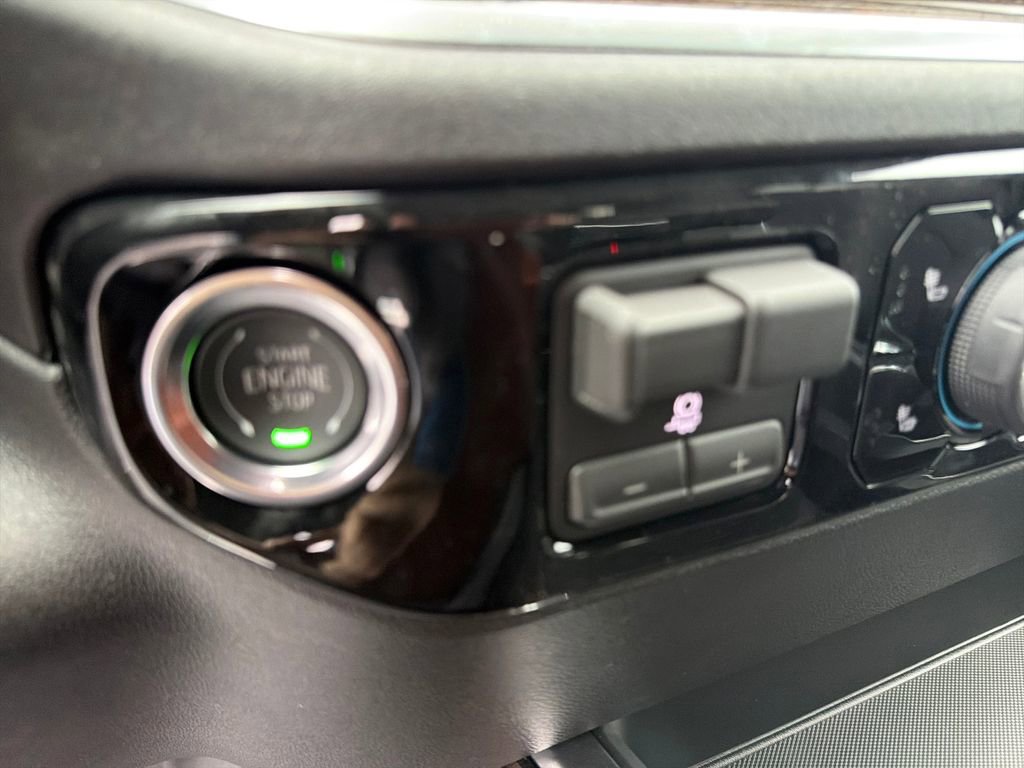 New 2026 Chevrolet Silverado 1500 LT image 30