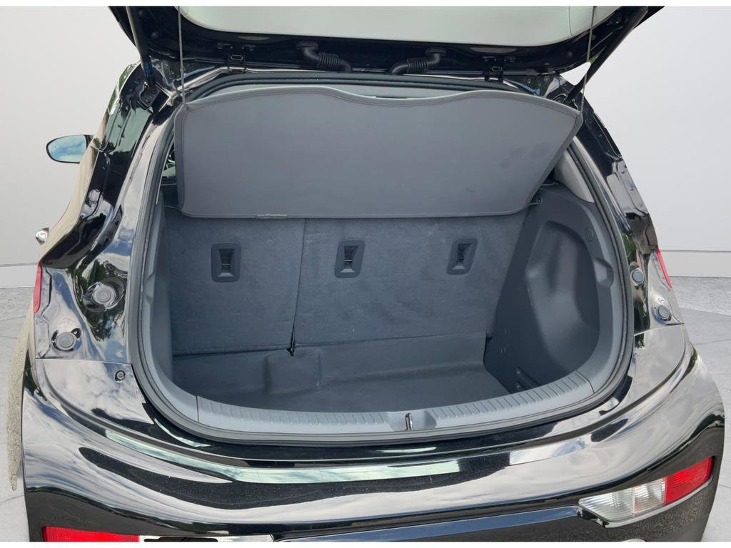 Used 2020 Chevrolet Bolt LT FWD image 19